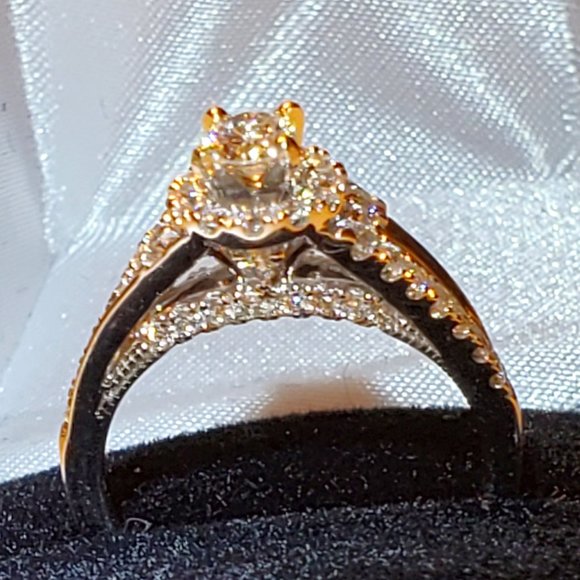 14K WHITE GOLD RING - Picture 6 of 10